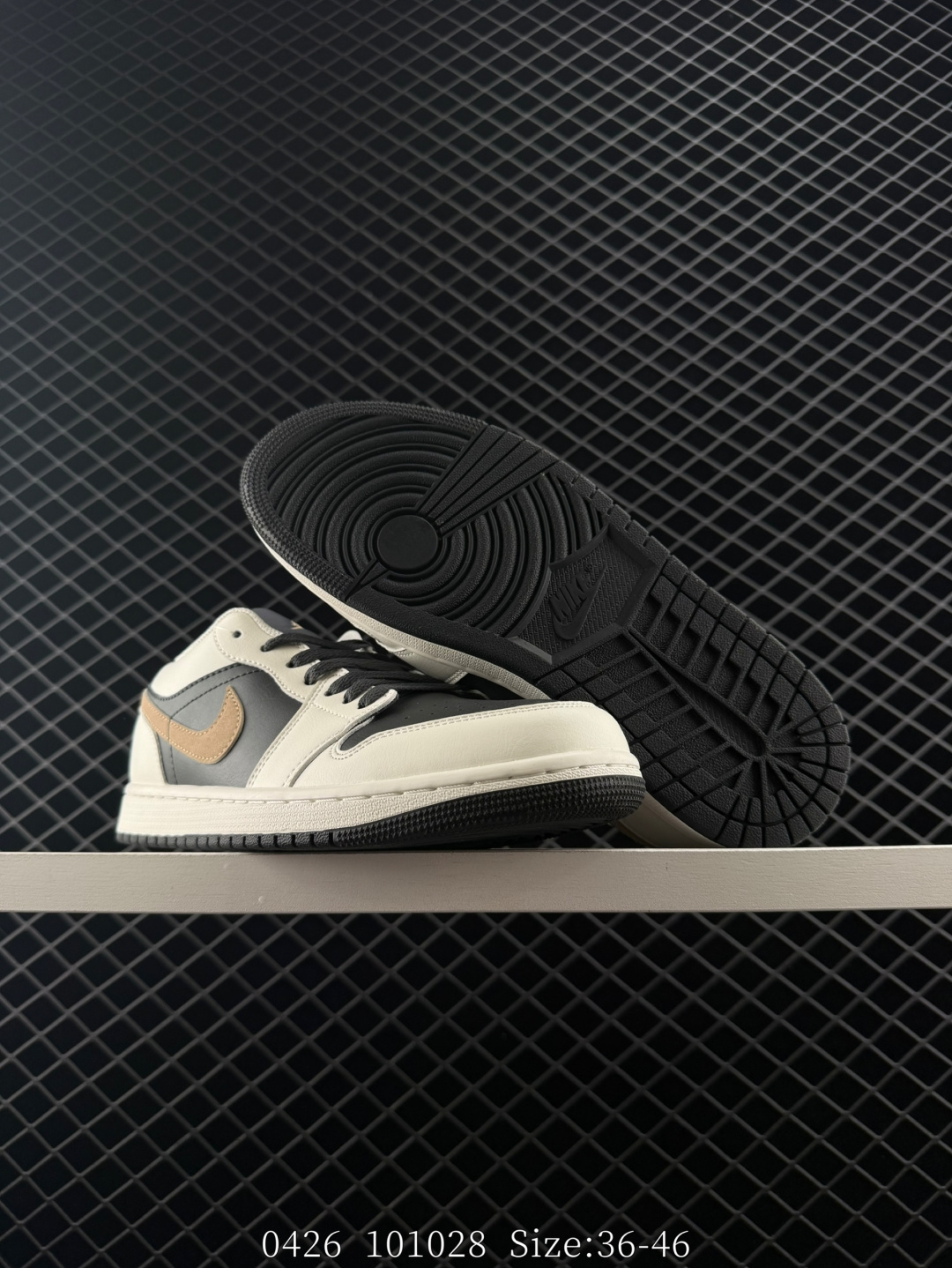 Nike Air Jordan 1 Retro Low OG AJ1